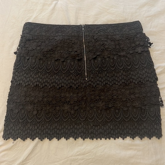 American Eagle Skirt - Picture 2 of 3